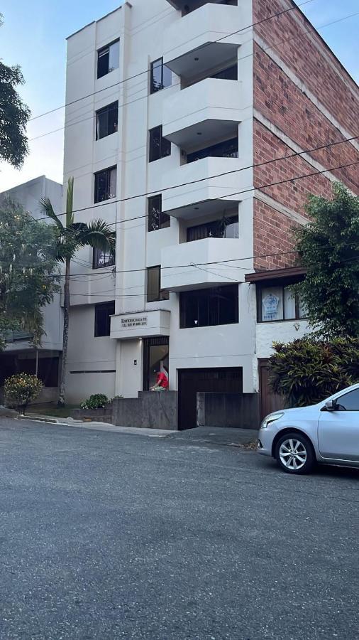 Apartamento 4 Sector Estrato 5 Laureles *
